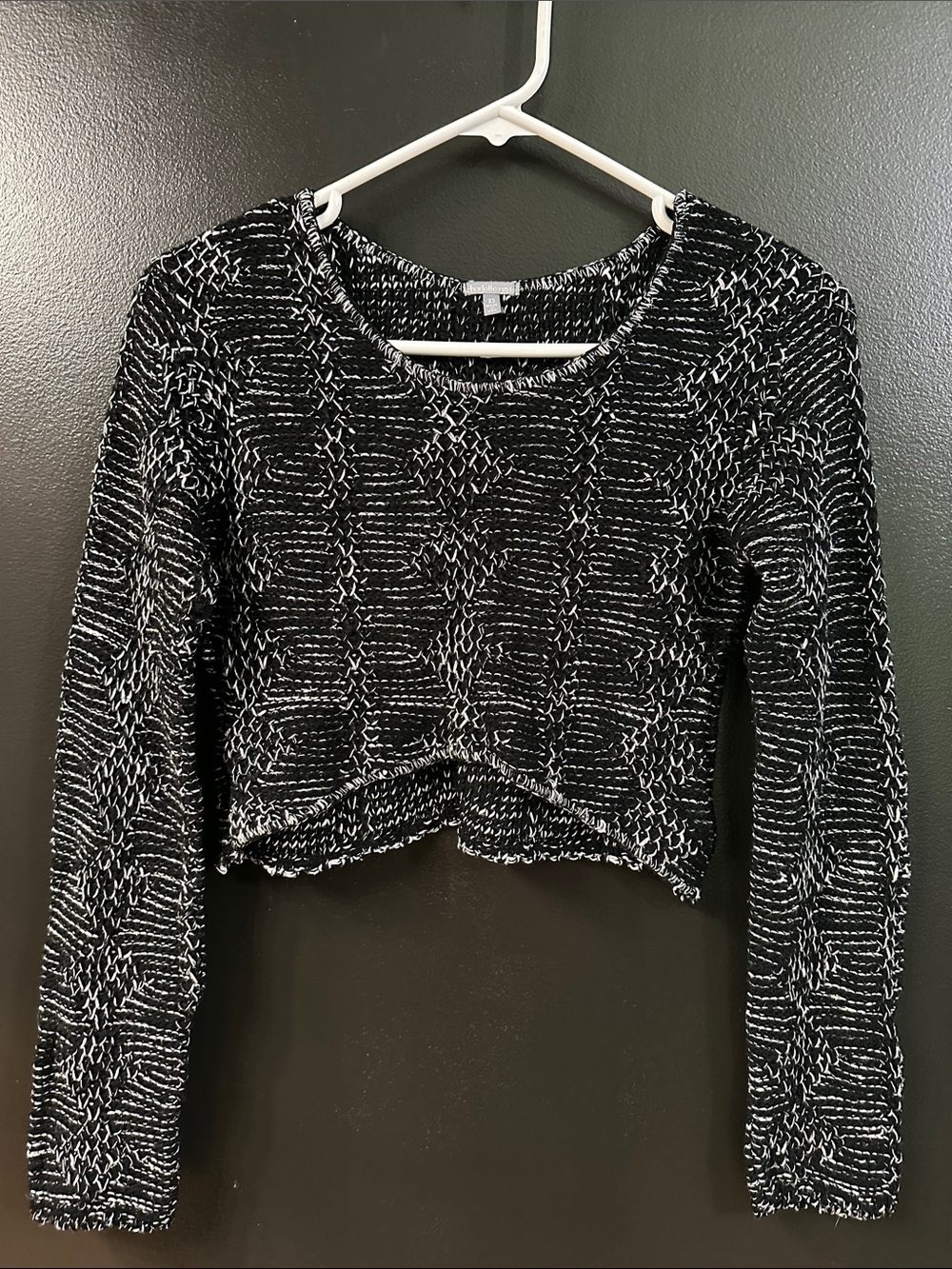 Charlotte Russe Black & White Cropped Textured Knit Sweater